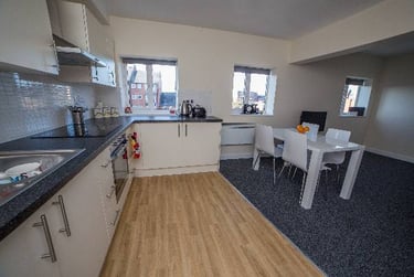 6 bed flat, Deacon House, Near university, Leicester, LE27EF - Image 3